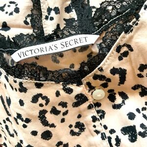 NWOT Victoria's Secret Cream and Black Leopard Pajama Set